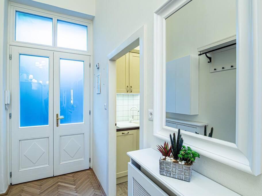 Westend Apartment Budapest Exterior photo