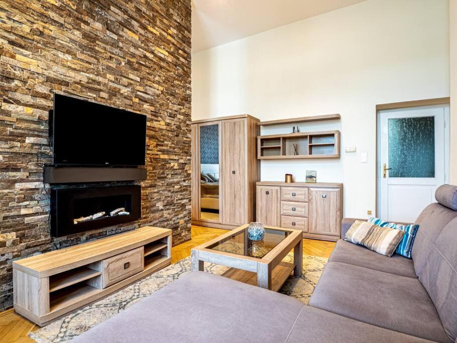 Westend Apartment Budapest Exterior photo